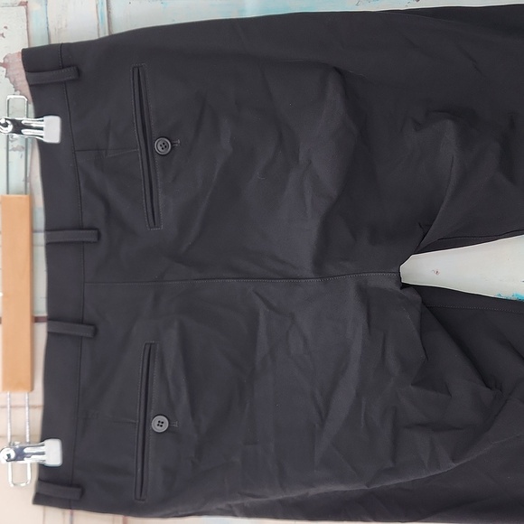 Theory Zaine Slim Fit Pants in Black - Picture 5 of 7